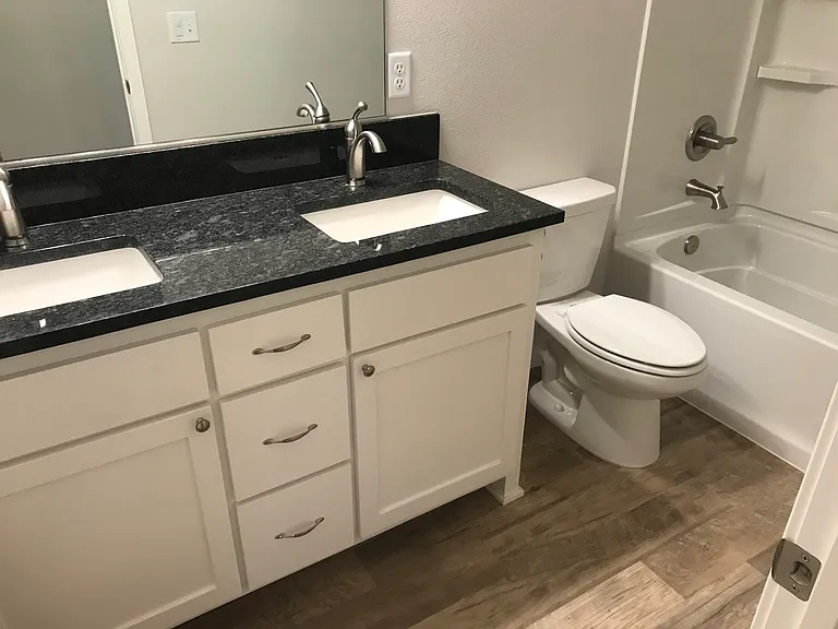 12 Celtic Ct — Photo 9