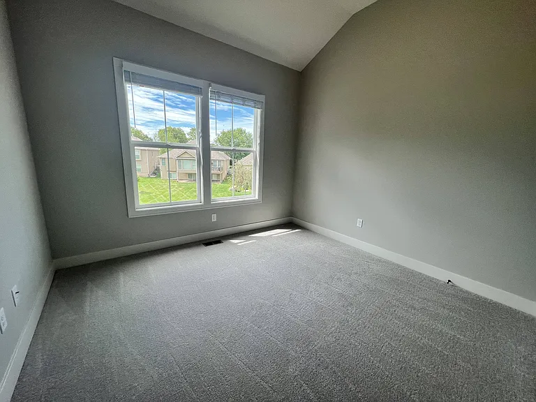 1299 SW Heartwood Dr — Photo 10