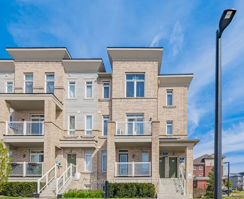 2 bed, $2,800 — Photo 1
