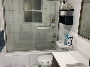 376 Cedar Ln, Elk Grove Village, IL 60007