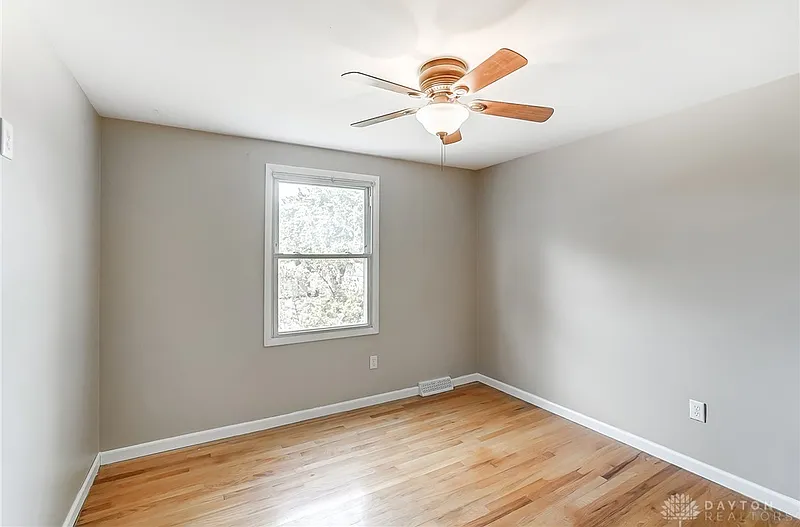 Thumbnail 13