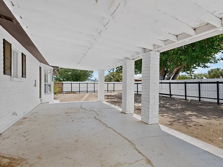 824 Ortega Rd NW — Photo 36