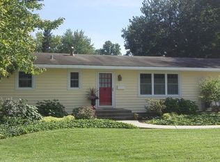404 Thomas Ct, Momence, IL
