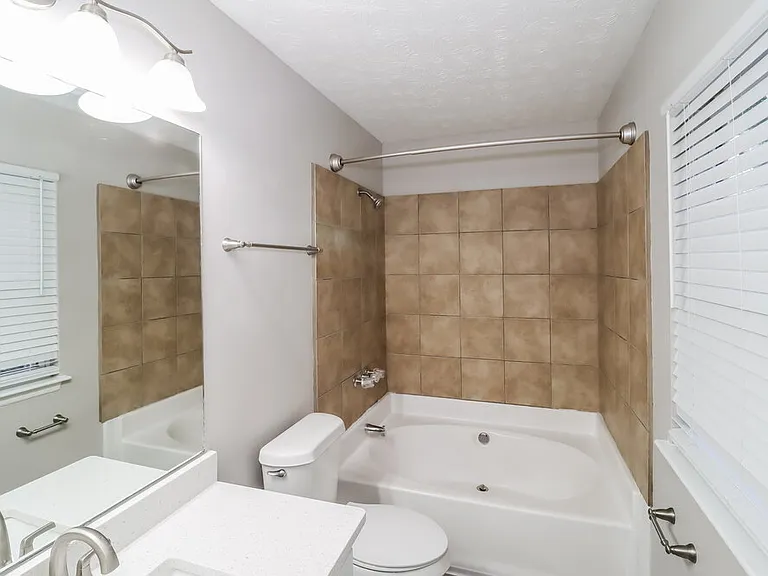 643 Tarragon Way SW — Photo 14