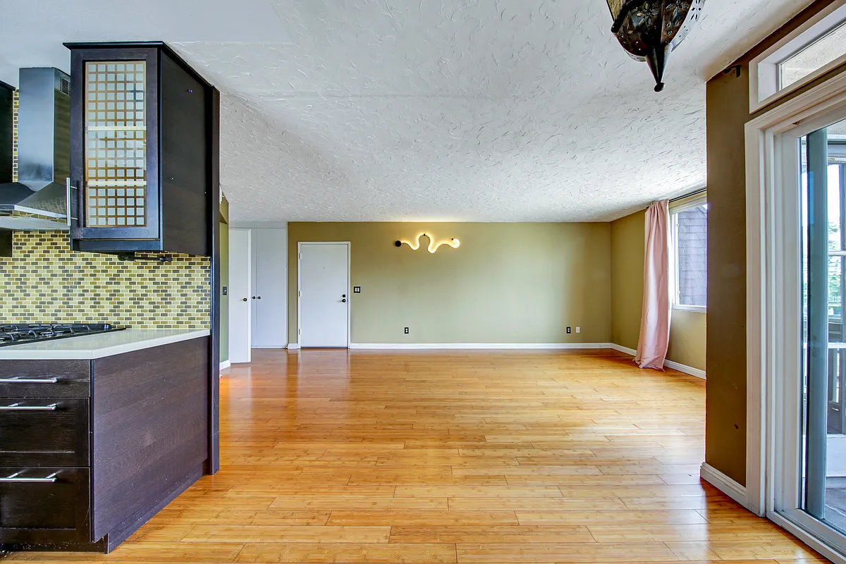 Building Photo - 3856 Groton St #2