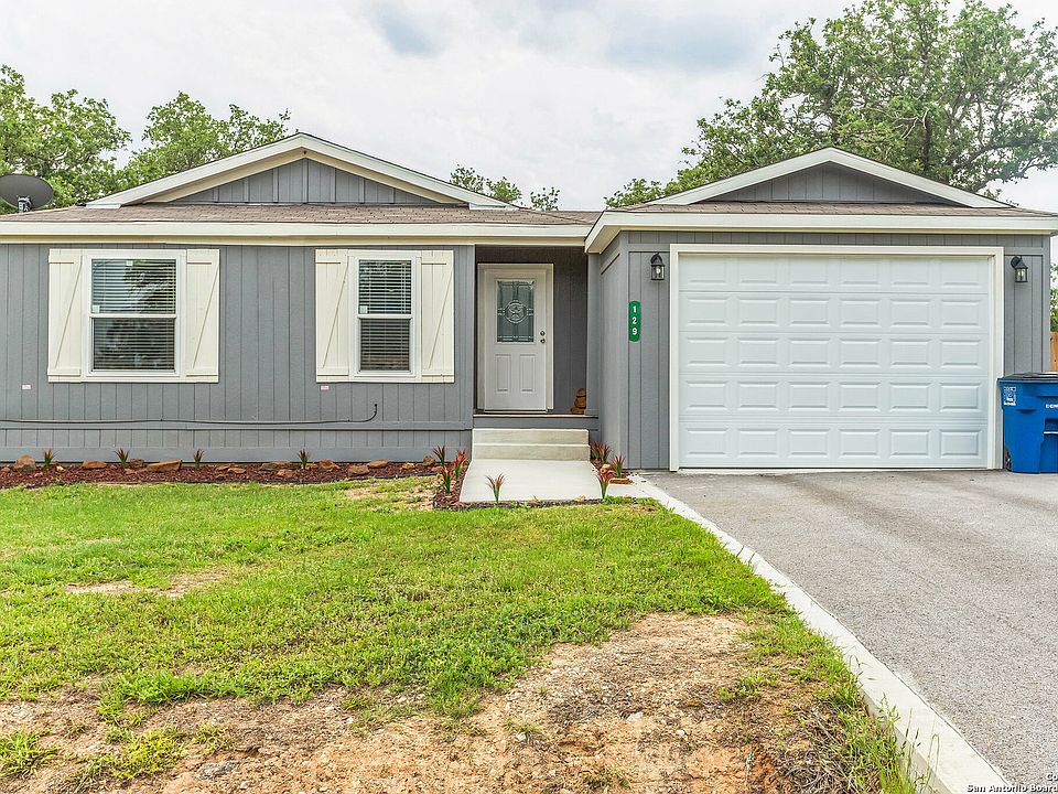 1st image of 129 Cordell Oaks Blvd