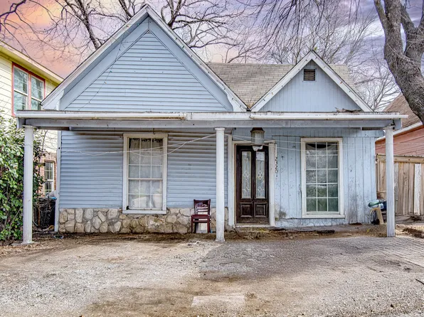 2320 Clinton Ave, Fort Worth, TX 76164