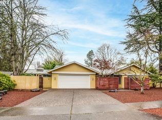 3465 Regent Ave, Eugene, OR 97401