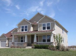 399 Copper Springs Ln, Elgin, IL 60124