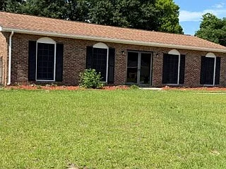 3631 Montrose Dr — Photo 2