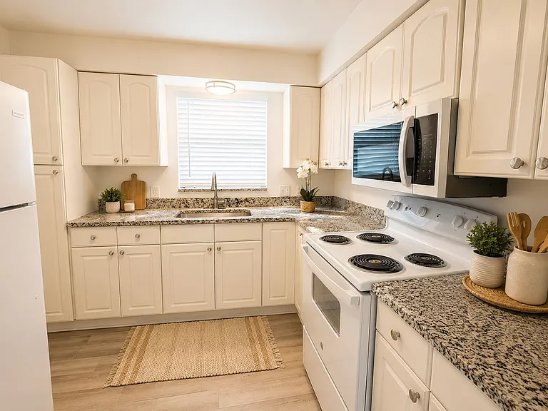 3100 36th St N #21 — Photo 11