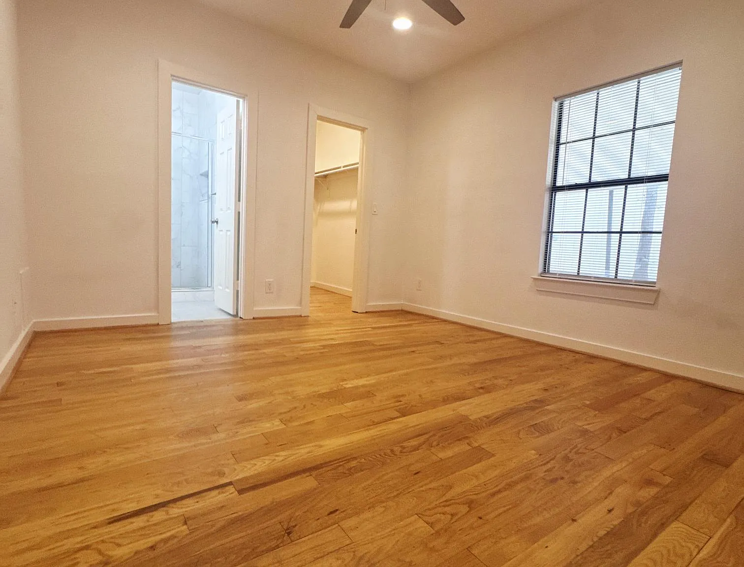 2 bed, 2.0 bath, 1014 sqft, $1,995 — Photo 4