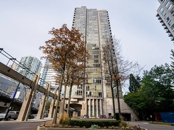 930 Cambie St #2001, Vancouver, BC V6B 5X6