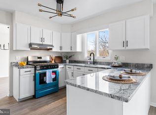 330 N Orchard Rd, Vineland, NJ 08360