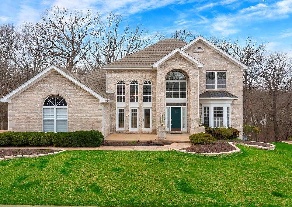 1st image of 721 Oaksdale Summit Ct