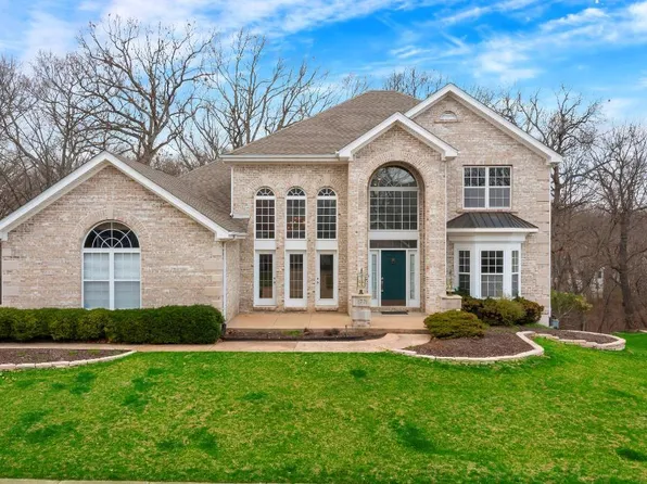 721 Oaksdale Summit Ct, Ballwin, MO 63011