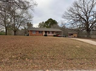 110 Levoid Rd, Bolivar, TN 38008