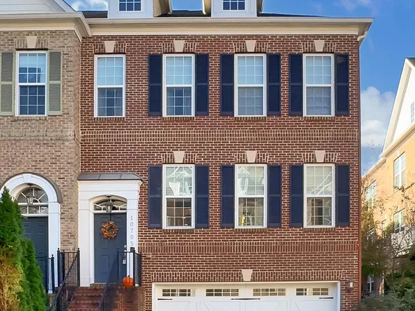 10705 Cameron Glen Dr, Fairfax, VA 22030