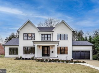 9712 Elrod Rd, Kensington, MD 20895