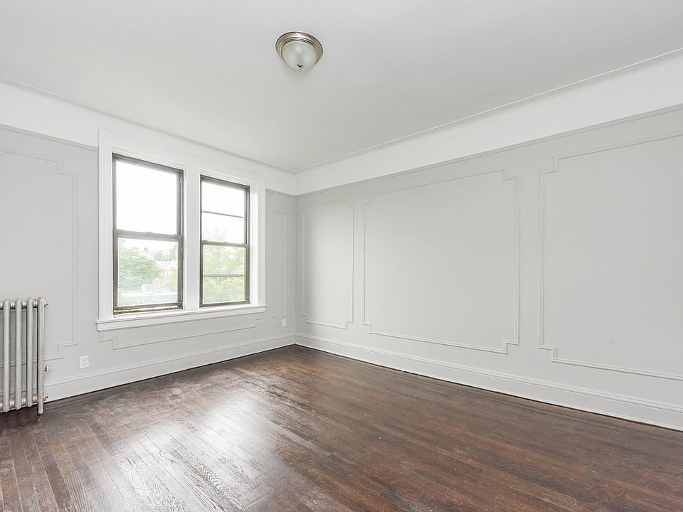 1st image of 29-24 21st Ave #H3