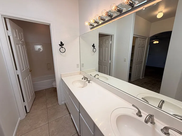 7489 W Denaro Dr — Photo 7
