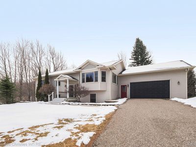 285 Skyline Dr, Petoskey, MI, 49770