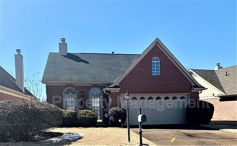 1st image of 8999 Pepper Hollow Ct