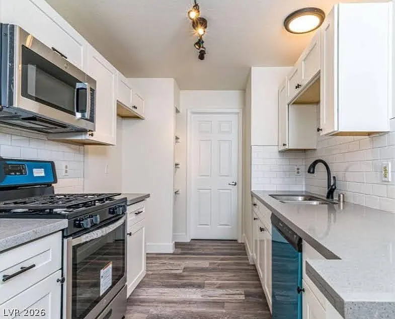 2200 S Fort Apache Rd #2023