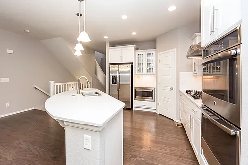 2121 Cutting Horse Dr Photo 1