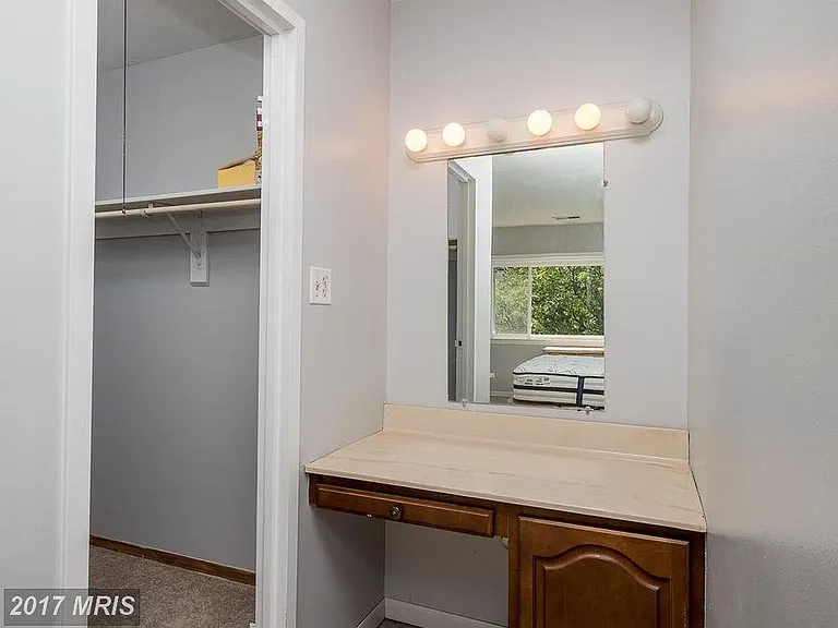 355 Gatewater Ct — Photo 10