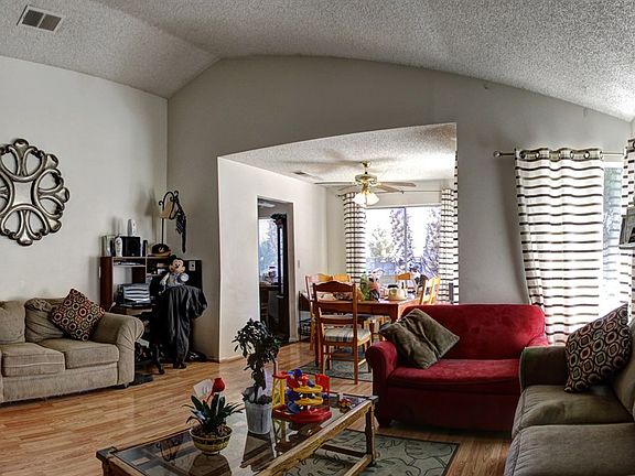 3rd image of 1848 Dry Falls St
