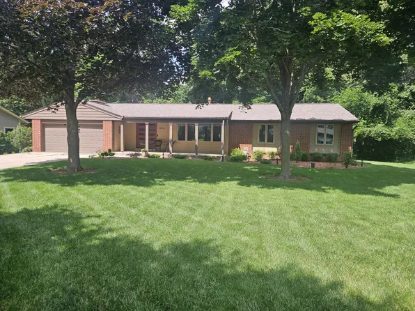 1905 Melody LANE, Brookfield, WI 53005