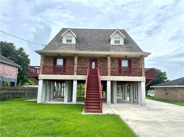 147 Bazile Dr, Braithwaite, LA 70040