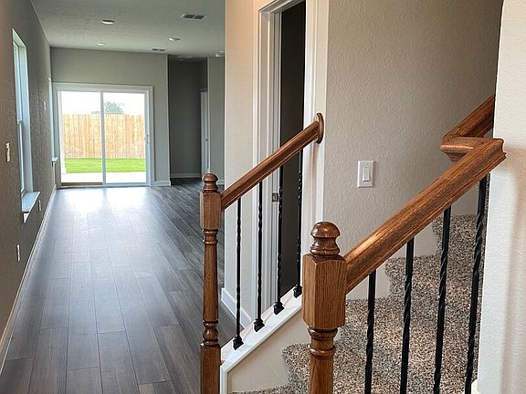 4th image of 772 Langston Lane
