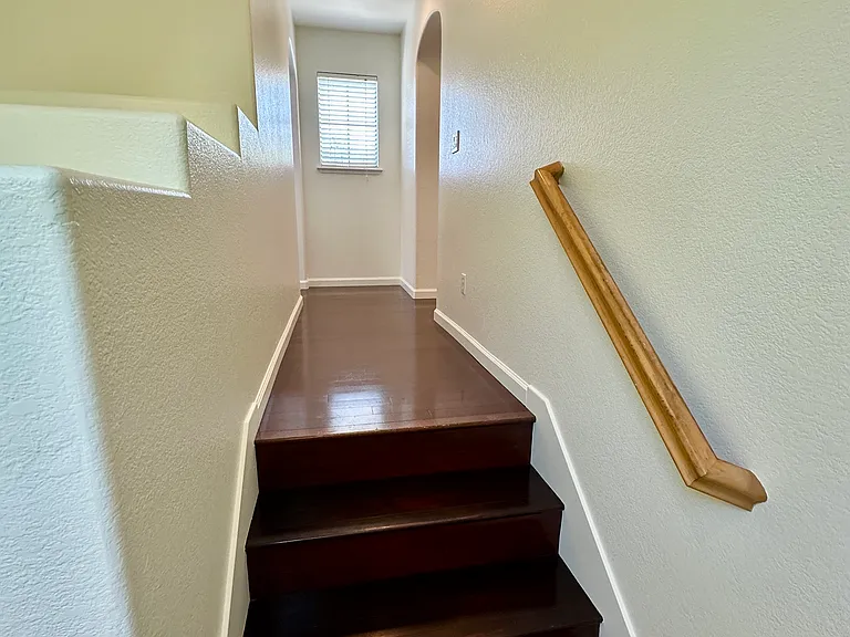 683 Castle Haven Dr — Photo 6