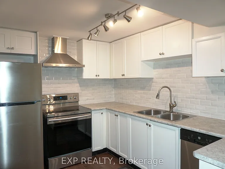 364 Kirby Cres #BASEMENT — Photo 5