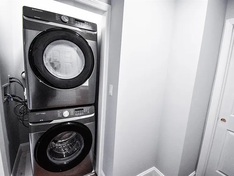17 Troy St #2 — Photo 8