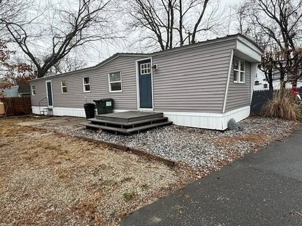 229 Miller St #G4, Ludlow, MA 01056