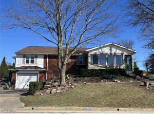 833 Church St SW, North Canton, OH 44720