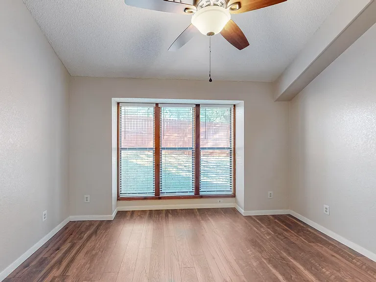 2569 Shady Ridge Dr — Photo 29