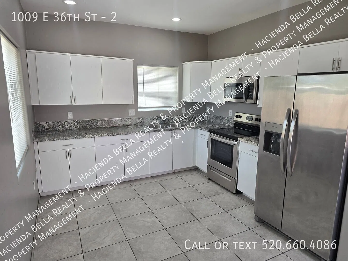 Townhome Available 2bd/1ba All Tile Flooring Won't Last!! — Photo 4