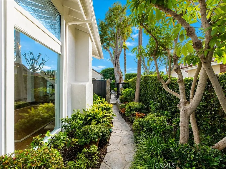 16832 Coral Cay Ln — Photo 18
