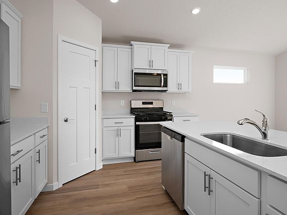 7th image of this home