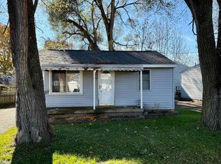 1186 Decamp St, Burton, MI 48529