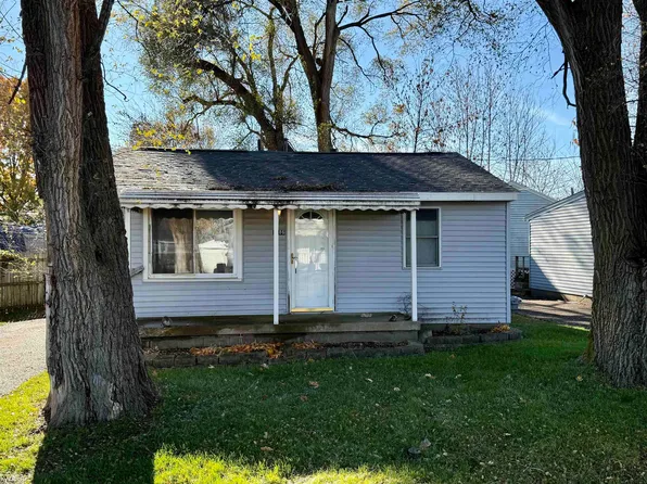 1186 E Decamp St, Burton, MI 48529
