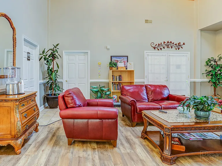BayTree Apartments — Photo 8