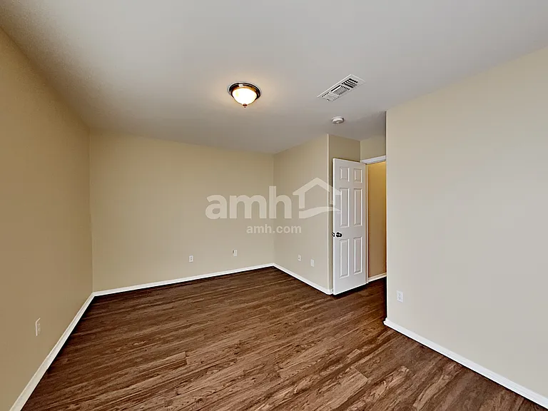 6133 S Wilson Dr — Photo 18