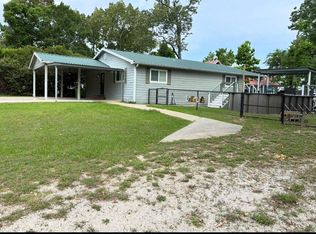 311 Casablanca Dr, Pointblank, TX 77364