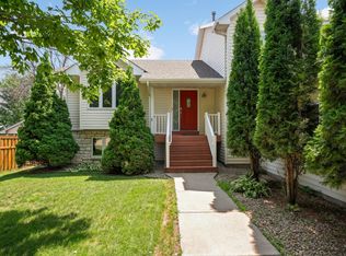 4152 Dakota Dr, Rosemount, MN 55068