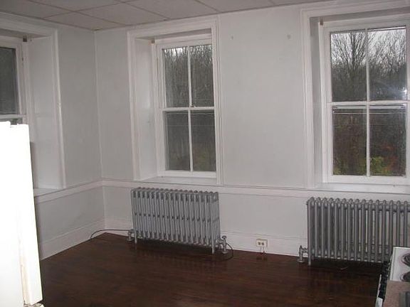Kitchen/Living Area